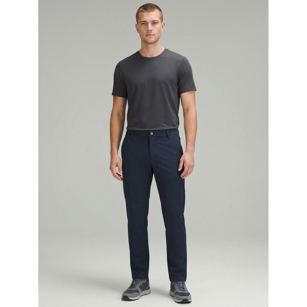 Lululemon Commission Pant Slim Navy Blue Mens Technical Trousers Golf Size 34